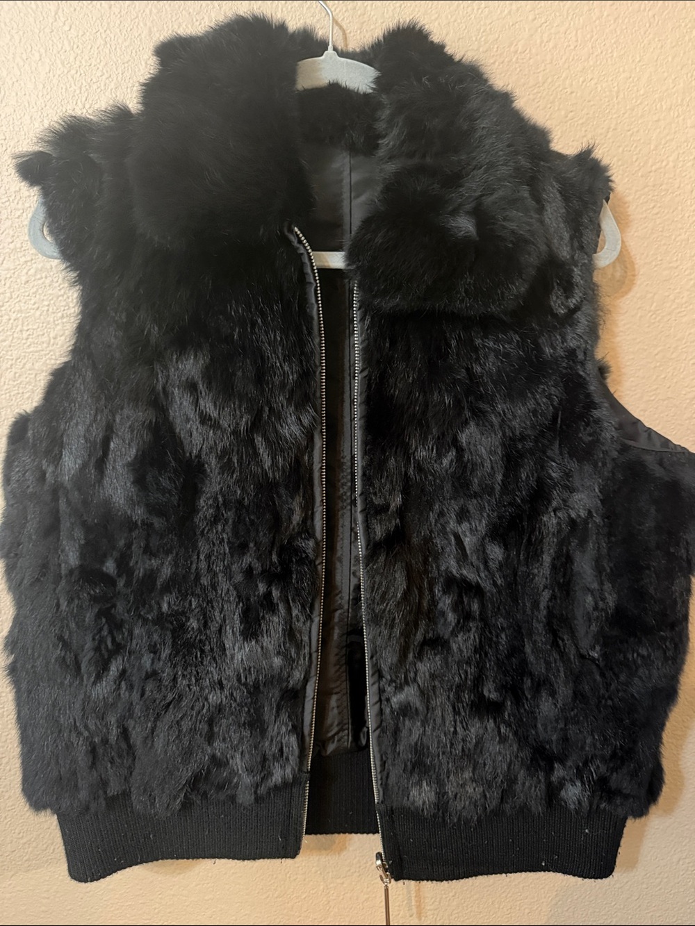 Black Faux Fur Zip-Front Vest - Women - Reversible